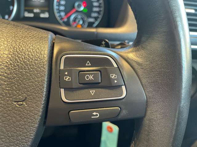 VolksWagen GOLF TOURAN 2015-05 6576-15