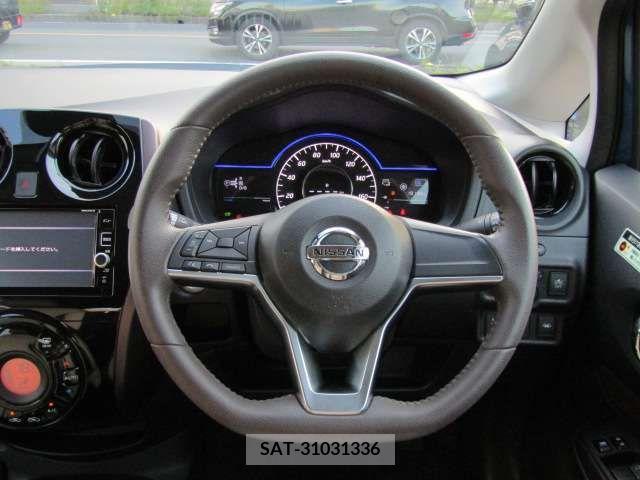 Nissan NOTE 2016-12 305336-15