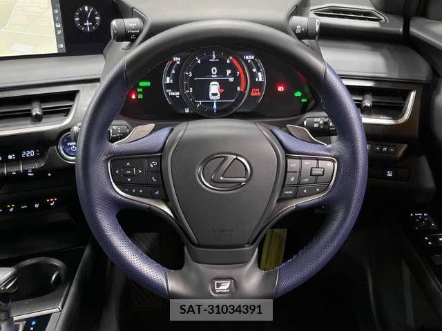 Lexus UX 2021-08 275921-11
