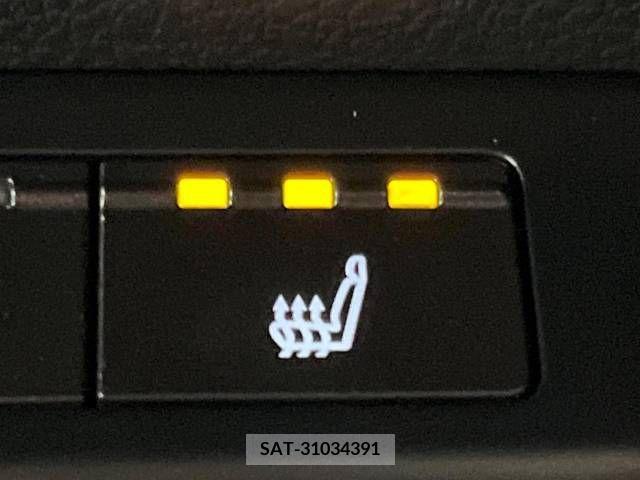 Lexus UX 2021-08 275921-4