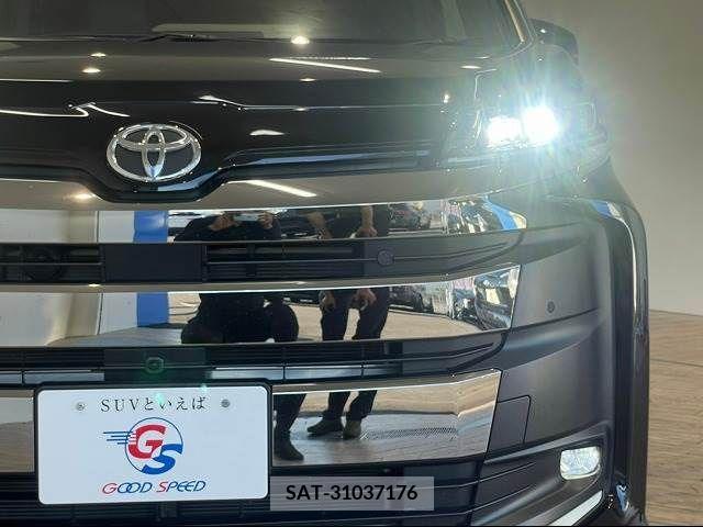 Toyota NOAH 2022-04 205694-18