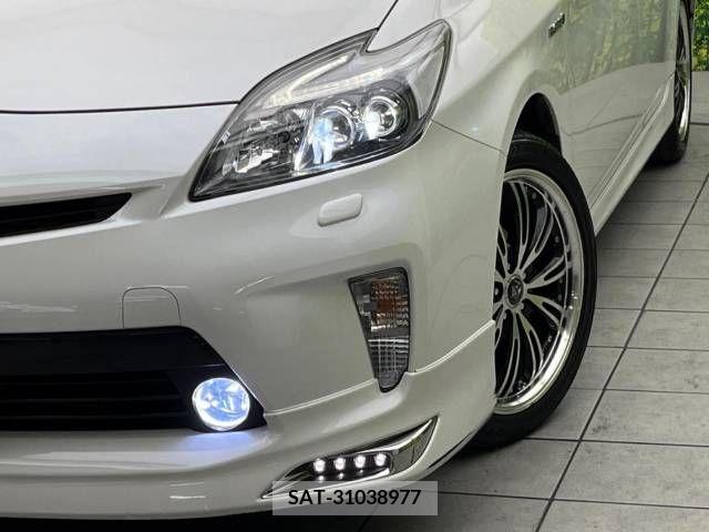 Toyota PRIUS 2013-09 252320-12