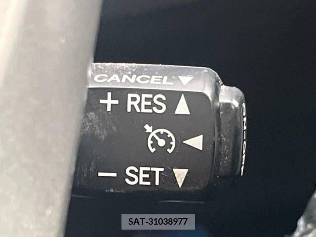 Toyota PRIUS 2013-09 252320-6