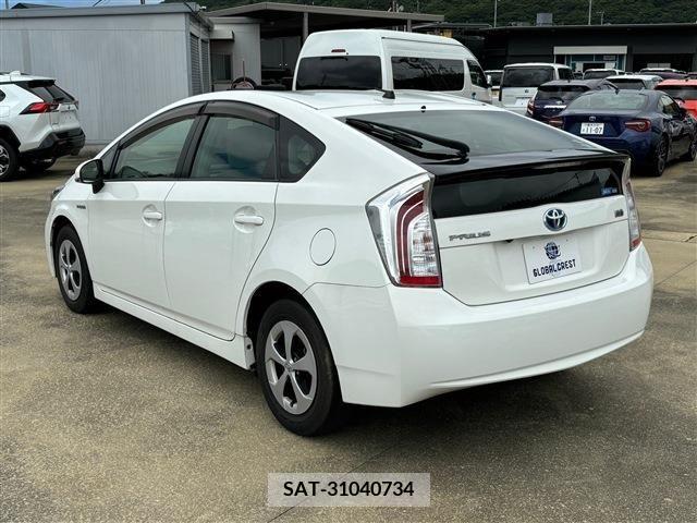 Toyota PRIUS 2015-07 329160-9
