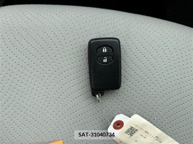 Toyota PRIUS 2015-07 329160-27