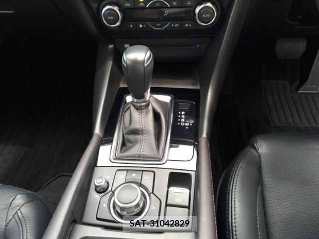 Mazda AXELA 2017-02 385761-19