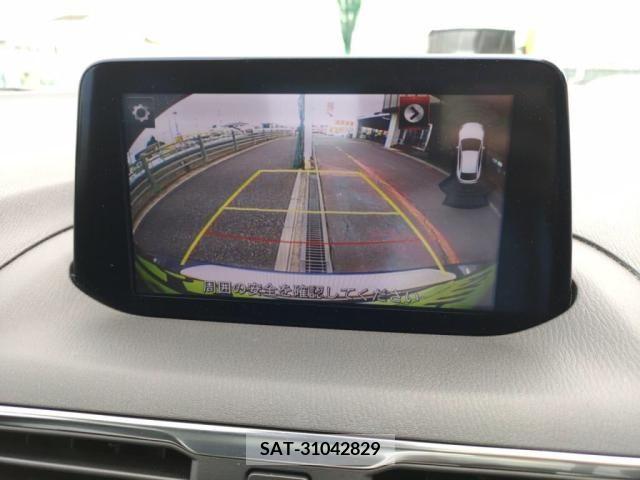 Mazda AXELA 2017-02 385761-17