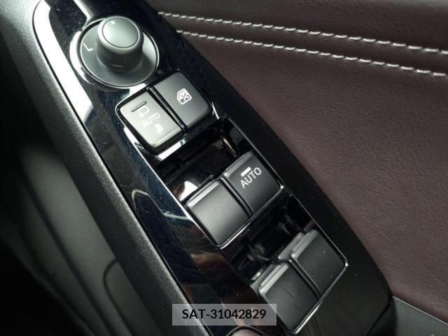 Mazda AXELA 2017-02 385761-15