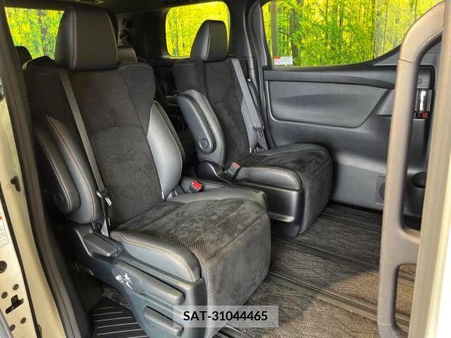 Toyota ALPHARD 2021-02 299617-9