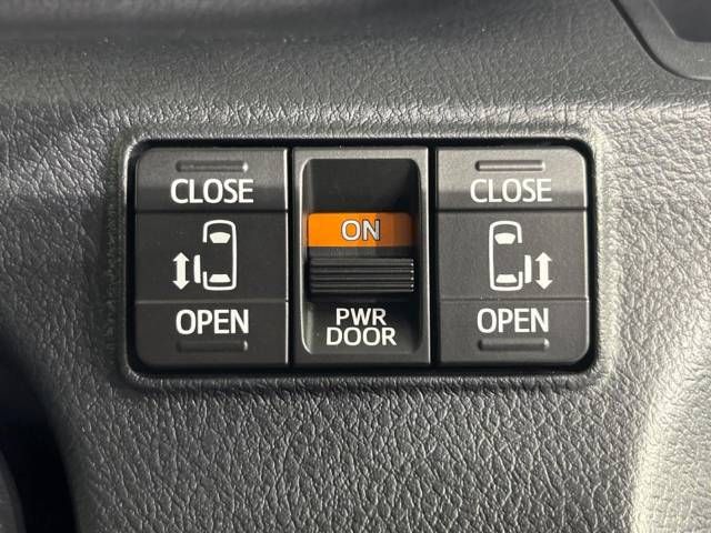 Toyota SIENTA 2017-03 181926-4