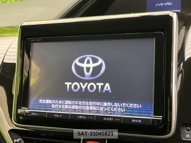 Toyota VOXY 2015-07 330327-2