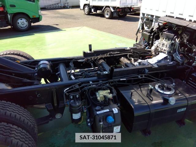 Mitsubishi CANTER 2023-06 386450-5