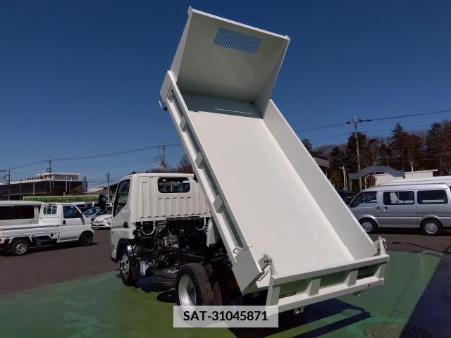 Mitsubishi CANTER 2023-06 386450-4