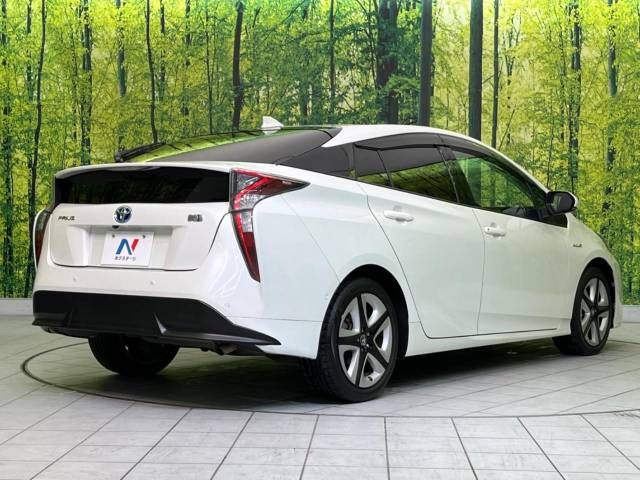Toyota PRIUS 2016-06 181977-17