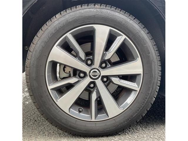 Nissan LEAF 2019-01 196778-17