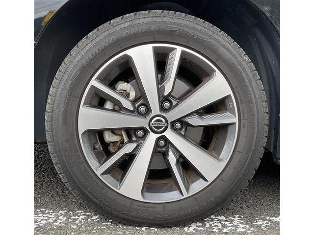 Nissan LEAF 2019-01 196778-16