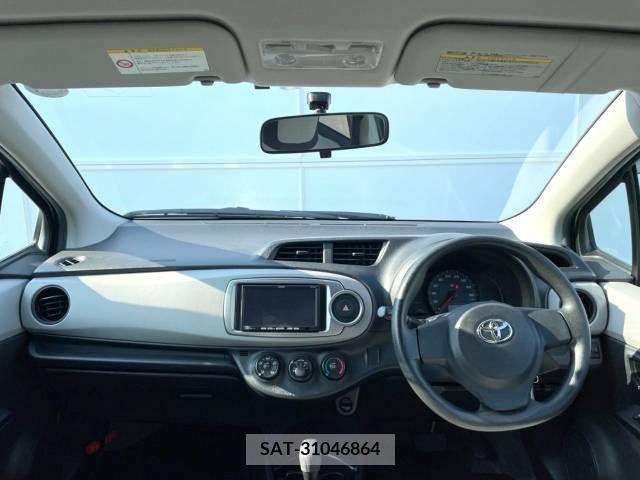 Toyota VITZ 2011-11 314556-1