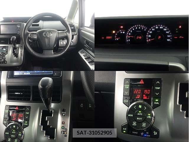 Toyota VOXY 2011-11 289212-5