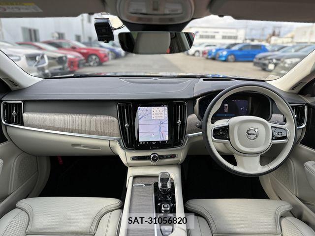 Volvo V90 2023-01 229978-4