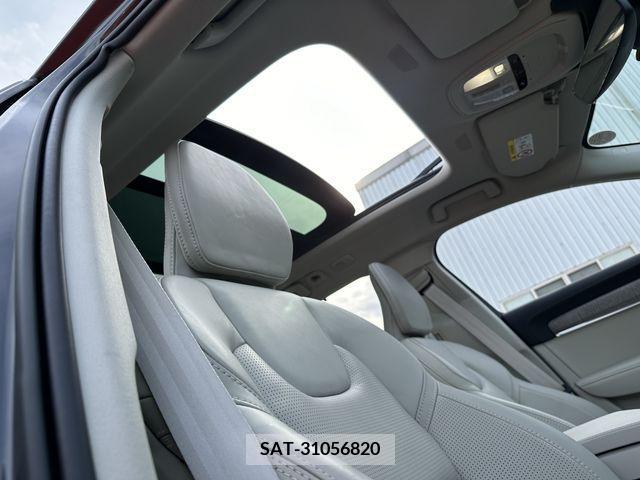 Volvo V90 2023-01 229978-1