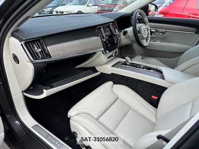 Volvo V90 2023-01 229978-16