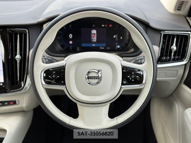 Volvo V90 2023-01 229978-10