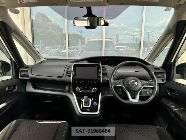 Nissan SERENA 2018-10 324974-4