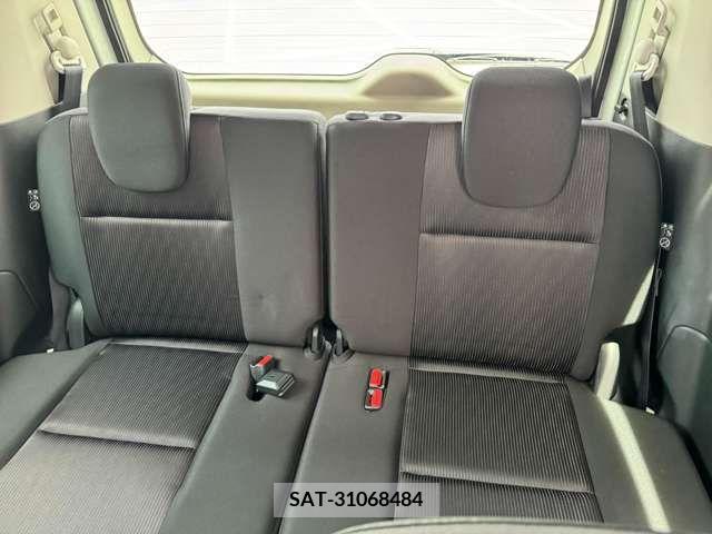 Nissan SERENA 2018-10 324974-9