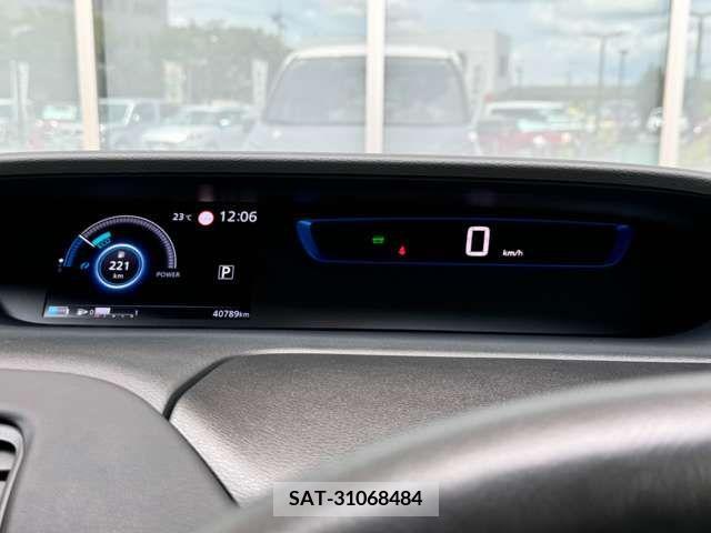Nissan SERENA 2018-10 324974-18