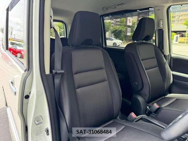 Nissan SERENA 2018-10 324974-5