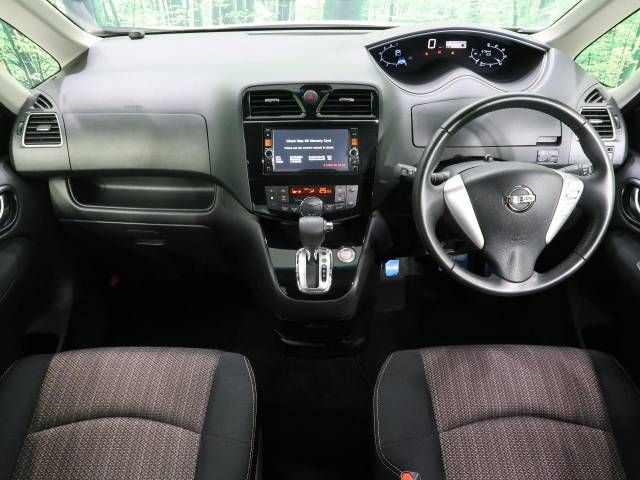 Nissan SERENA 2015-05 9407-1