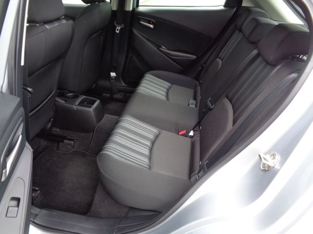 Mazda MAZDA2 2020-04 2676-27