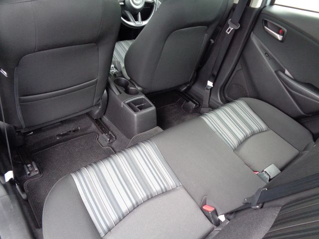 Mazda MAZDA2 2020-04 2676-12