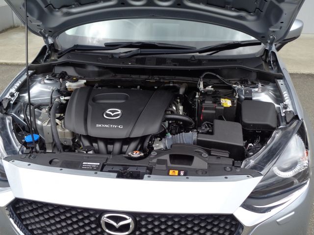 Mazda MAZDA2 2020-04 2676-20