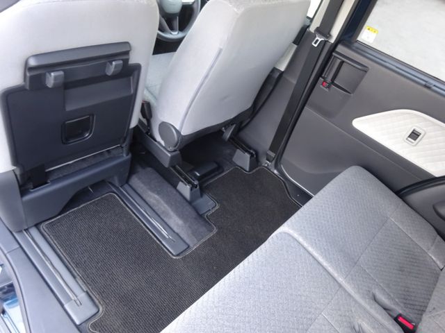 Daihatsu TANTO 2021-07 16958-12