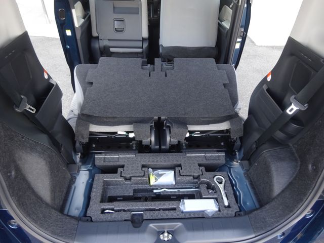 Daihatsu TANTO 2021-07 16958-15