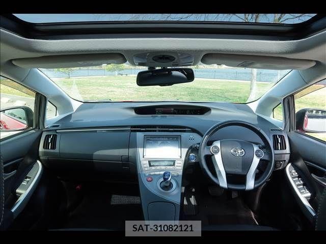 Toyota PRIUS 2013-11 248767-7