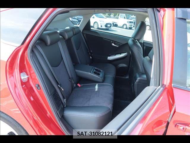 Toyota PRIUS 2013-11 248767-15