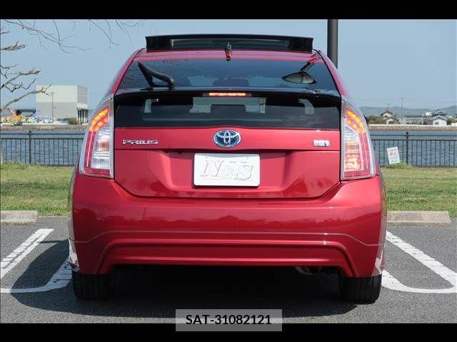 Toyota PRIUS 2013-11 248767-3