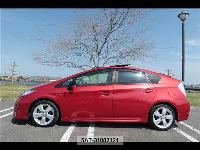 Toyota PRIUS 2013-11 248767-2