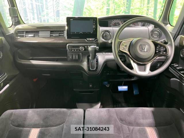 Honda N BOX CUSTOM 2019-05 279125-1