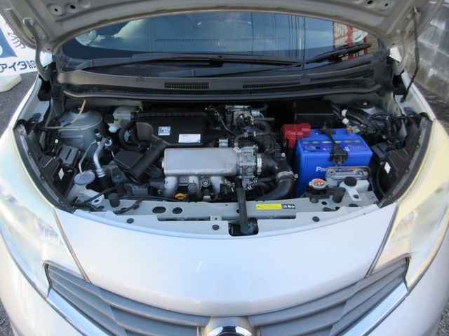 Nissan NOTE 2012-09 22576-29
