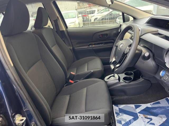 Toyota AQUA 2018-04 234314-8