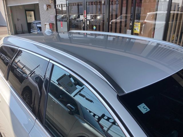 Volvo V90 2018-05 16975-13