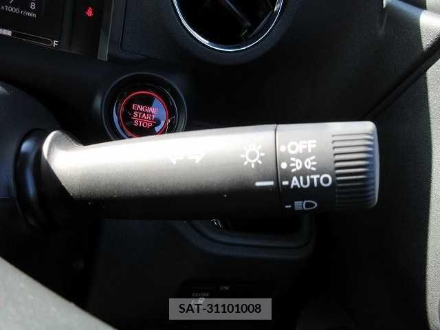 Honda N BOX 2023-12 205963-9