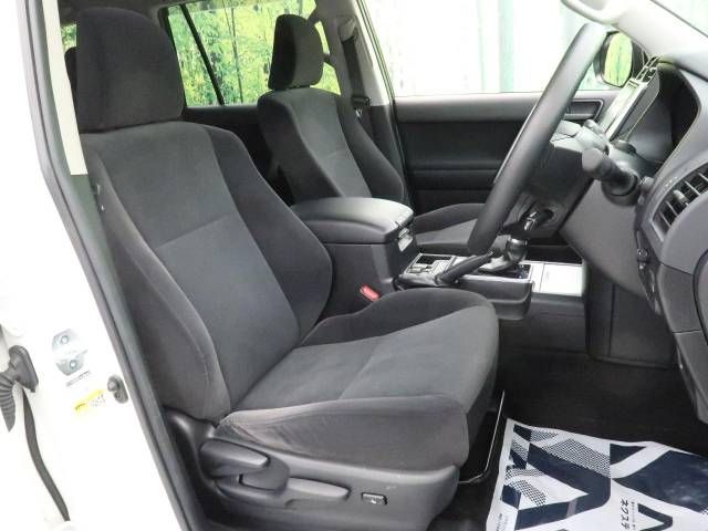 Toyota PRADO 2020-06 15782-8