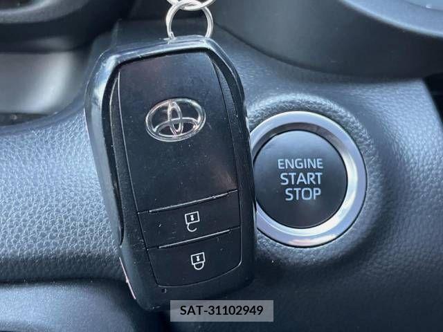Toyota YARIS 2022-02 371476-5