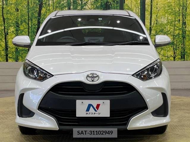 Toyota YARIS 2022-02 371476-14