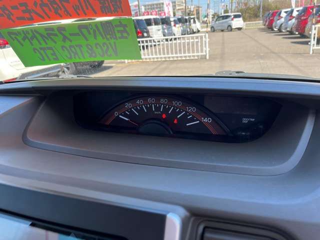 Daihatsu TANTO 2015-11 4036-9