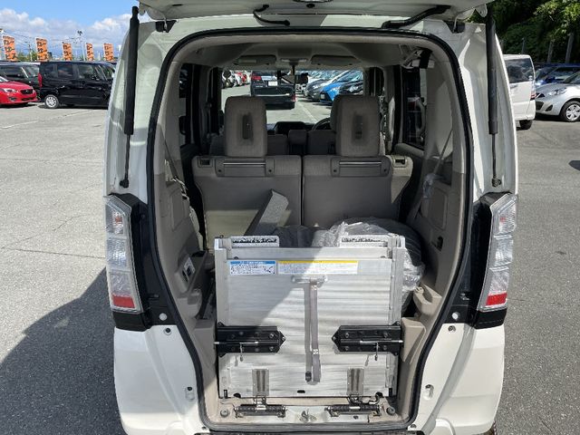 Honda N BOX 2018-02 18719-7